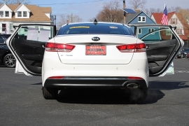 Used 2018  Kia Optima 4d Sedan LX at Warner Motors near East Orange&comma; NJ