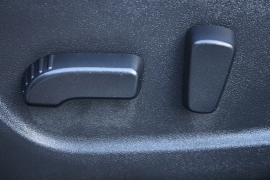 Used 2016  Nissan Rogue 4d SUV AWD SV at Warner Motors near East Orange&comma; NJ