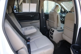 Used 2016  Honda Pilot 4d SUV AWD EX-L at Warner Motors near East Orange&comma; NJ
