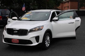 Used 2020  Kia Sorento 4d SUV FWD L at Warner Motors near East Orange&comma; NJ