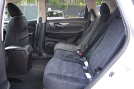 Used 2015  Nissan Rogue 4d SUV AWD SV at Warner Motors near East Orange&comma; NJ