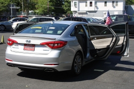 Used 2017  Hyundai Sonata 4d Sedan Limited at Warner Motors near East Orange&comma; NJ