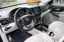 Used 2019 Jeep Cherokee 4d SUV 4WD Limited 3.2L at Warner Motors near East Orange, NJ