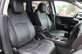 Used 2017  Chevrolet Traverse 4d SUV AWD LT w&sol;2LT at Warner Motors near East Orange&comma; NJ