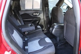 Used 2016  Jeep Cherokee 4d SUV 4WD Sport at Warner Motors near East Orange&comma; NJ