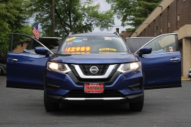 Used 2019  Nissan Rogue 4d SUV AWD SV at Warner Motors near East Orange&comma; NJ