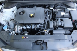 Used 2020  Hyundai Elantra 4d Sedan SEL at Warner Motors near East Orange&comma; NJ