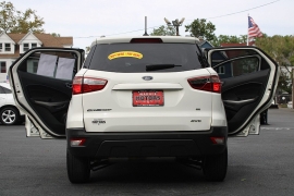 Used 2019  Ford EcoSport 4d SUV 4WD SE at Warner Motors near East Orange&comma; NJ