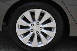 Used 2013 Honda Accord Sedan 4d EX-L Nav at Warner Motors near East Orange, NJ