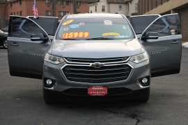 Used 2018  Chevrolet Traverse 4d SUV FWD LT Cloth w&sol;1LT at Warner Motors near East Orange&comma; NJ