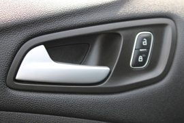 Used 2018  Ford Escape 4d SUV 4WD SE w&sol;SYNC3 at Warner Motors near East Orange&comma; NJ