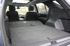 Used 2018  Chevrolet Equinox 4d SUV FWD LT w&sol;1LT at Warner Motors near East Orange&comma; NJ