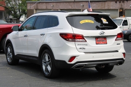 Used 2017  Hyundai Santa Fe 4d SUV AWD SE Ultimate at Warner Motors near East Orange&comma; NJ