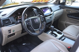 Used 2016  Honda Pilot 4d SUV AWD EX-L at Warner Motors near East Orange&comma; NJ
