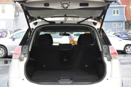 Used 2015  Nissan Rogue 4d SUV AWD SV at Warner Motors near East Orange&comma; NJ