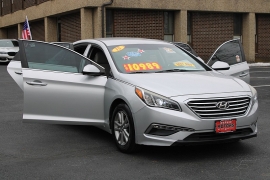 Used 2015  Hyundai Sonata 4d Sedan SE at Warner Motors near East Orange&comma; NJ