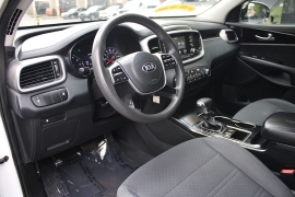 Used 2020  Kia Sorento 4d SUV FWD L at Warner Motors near East Orange&comma; NJ