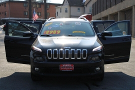 Used 2014  Jeep Cherokee 4d SUV FWD Latitude at Warner Motors near East Orange&comma; NJ
