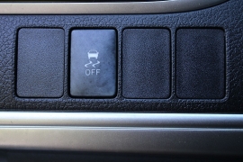 Used 2013  Toyota Camry 4d Sedan SE at Warner Motors near East Orange&comma; NJ