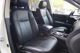Used 2018  Nissan Pathfinder 4d SUV 4WD SV at Warner Motors near East Orange&comma; NJ
