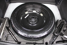 Used 2019  Volkswagen Tiguan 4d SUV SEL 4Motion at Warner Motors near East Orange&comma; NJ