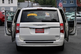Used 2011  Chrysler Town & Country 4d Wagon Touring L at Warner Motors near East Orange&comma; NJ