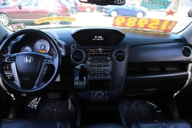 Used 2013 Honda Pilot 4d SUV 4WD Touring at Warner Motors near East Orange, NJ