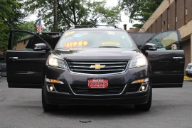 Used 2017  Chevrolet Traverse 4d SUV AWD LT w&sol;2LT at Warner Motors near East Orange&comma; NJ