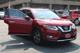 Used 2017  Nissan Rogue 4d SUV AWD SL at Warner Motors near East Orange&comma; NJ