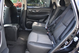 Used 2018  Nissan Rogue 4d SUV AWD SV at Warner Motors near East Orange&comma; NJ