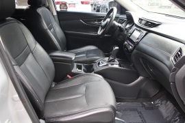 Used 2017  Nissan Rogue 4d SUV AWD SL at Warner Motors near East Orange&comma; NJ
