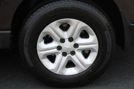 Used 2015  Chevrolet Traverse 4d SUV FWD LS at Warner Motors near East Orange&comma; NJ