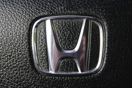 Used 2018  Honda Pilot 4d SUV AWD LX at Warner Motors near East Orange, NJ