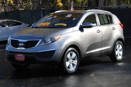 Used 2013  Kia Sportage 4d SUV FWD LX at Warner Motors near East Orange, NJ
