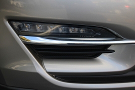 Used 2016  Lincoln MKC 4d SUV AWD Select at Warner Motors near East Orange, NJ