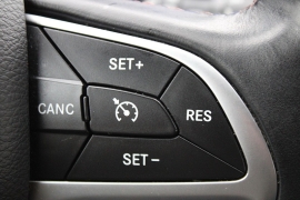 Used 2017  Chrysler Pacifica 4d Wagon Touring-L at Warner Motors near East Orange&comma; NJ