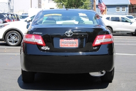 Used 2011  Toyota Camry 4d Sedan LE Auto at Warner Motors near East Orange&comma; NJ