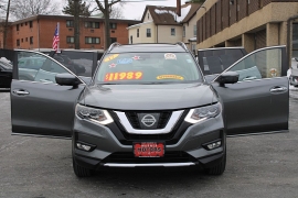 Used 2017  Nissan Rogue 4d SUV AWD SL &lpar;2017&period;5&rpar; at Warner Motors near East Orange&comma; NJ