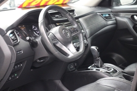 Used 2018 Nissan Rogue 4d SUV AWD SL at Warner Motors near East Orange, NJ