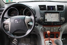 Used 2008  Toyota Highlander 4d SUV AWD Limited at Warner Motors near East Orange&comma; NJ