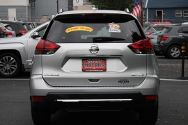 Used 2017  Nissan Rogue 4d SUV AWD SL at Warner Motors near East Orange&comma; NJ