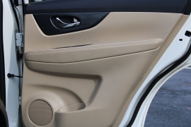 Used 2016  Nissan Rogue 4d SUV AWD SL at Warner Motors near East Orange&comma; NJ