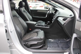 Used 2019  Hyundai Sonata 4d Sedan Limited 2&period;4L at Warner Motors near East Orange&comma; NJ