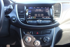 Used 2020 Chevrolet Trax 4d SUV AWD LT at Warner Motors near East Orange, NJ