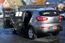 Used 2013  Kia Sportage 4d SUV FWD LX at Warner Motors near East Orange, NJ