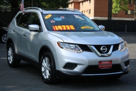 Used 2015  Nissan Rogue 4d SUV AWD SV at Warner Motors near East Orange&comma; NJ