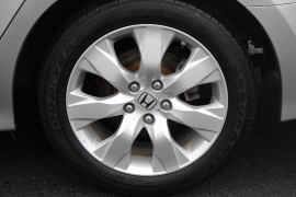 Used 2009  Honda Accord Sdn 4dr V6 Auto EX-L at Warner Motors near East Orange, NJ