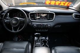Used 2016  Kia Sorento 4d SUV AWD SX at Warner Motors near East Orange&comma; NJ