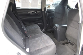 Used 2015  Nissan Rogue 4d SUV AWD SV at Warner Motors near East Orange&comma; NJ