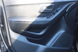 Used 2020 Chevrolet Trax 4d SUV AWD LT at Warner Motors near East Orange, NJ